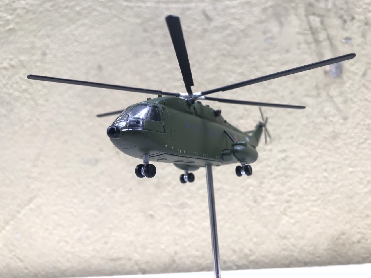 Mô hình máy bay Trực Thăng Z-8 1:144