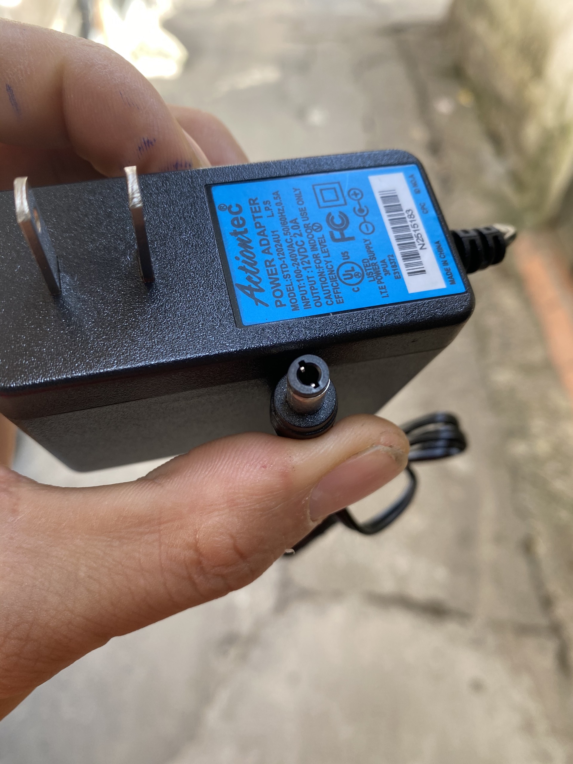 Bộ nguồn 12V 2A cho mắt camera hàng cao cấp