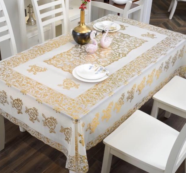 Khăn trải bàn 152*230 cm- Khăn trải bàn nhũ vàng
