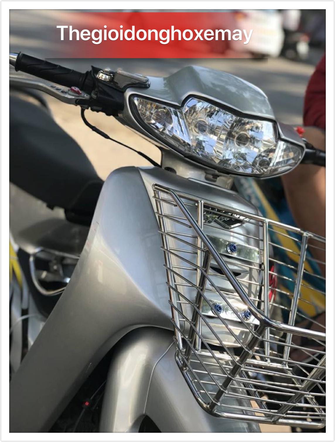 Rổ inox loại nặng 10 ly dành cho xe Honda Wave nhỏ sọc ngang