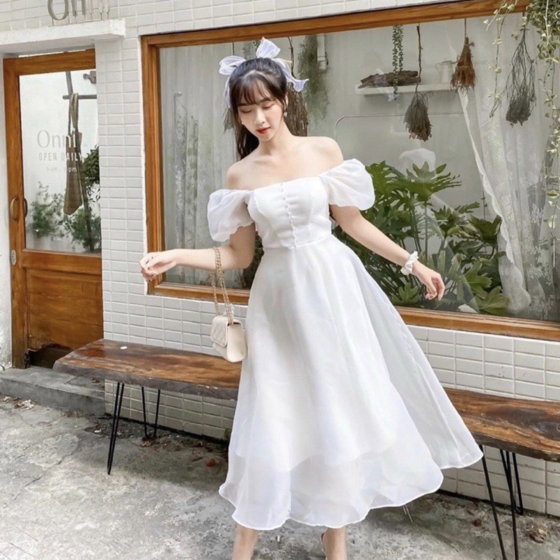 Đầm trắng form dài tay bo
