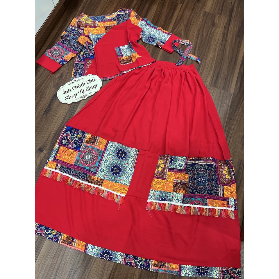 Sét đầm maxi suông đỏ thổ cẩm có sẵn
