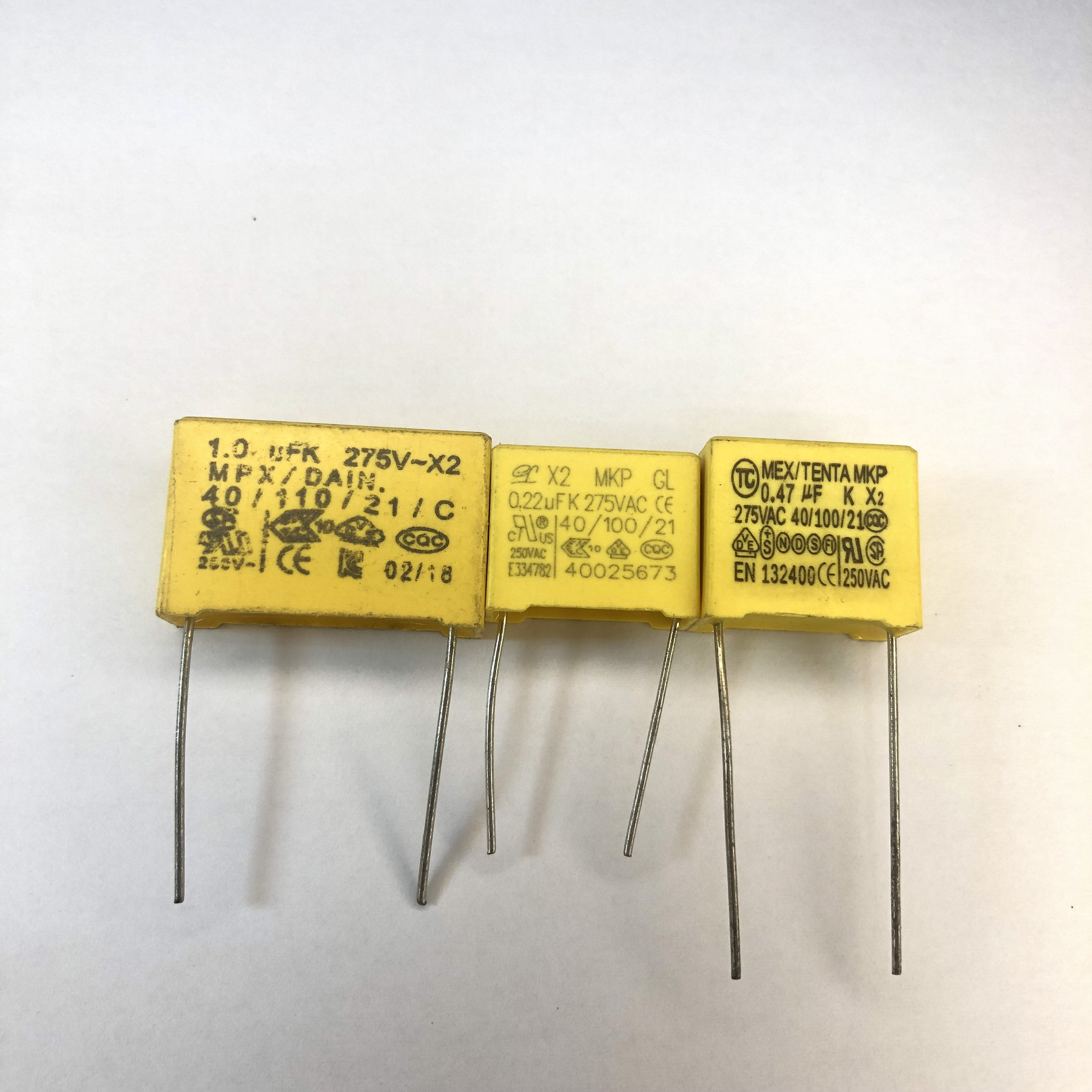 Tụ lọc nguồn AC 275Vac chân 22mm