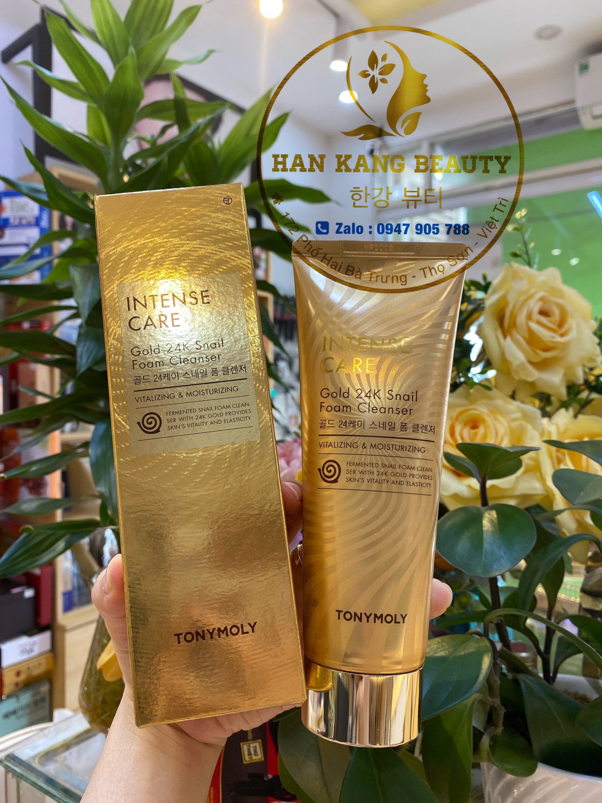 Sữa rửa mặt chiết xuất từ vàng 24k và nhớt ốc sên Intense care Gold 24k Snail Foam Cleanser