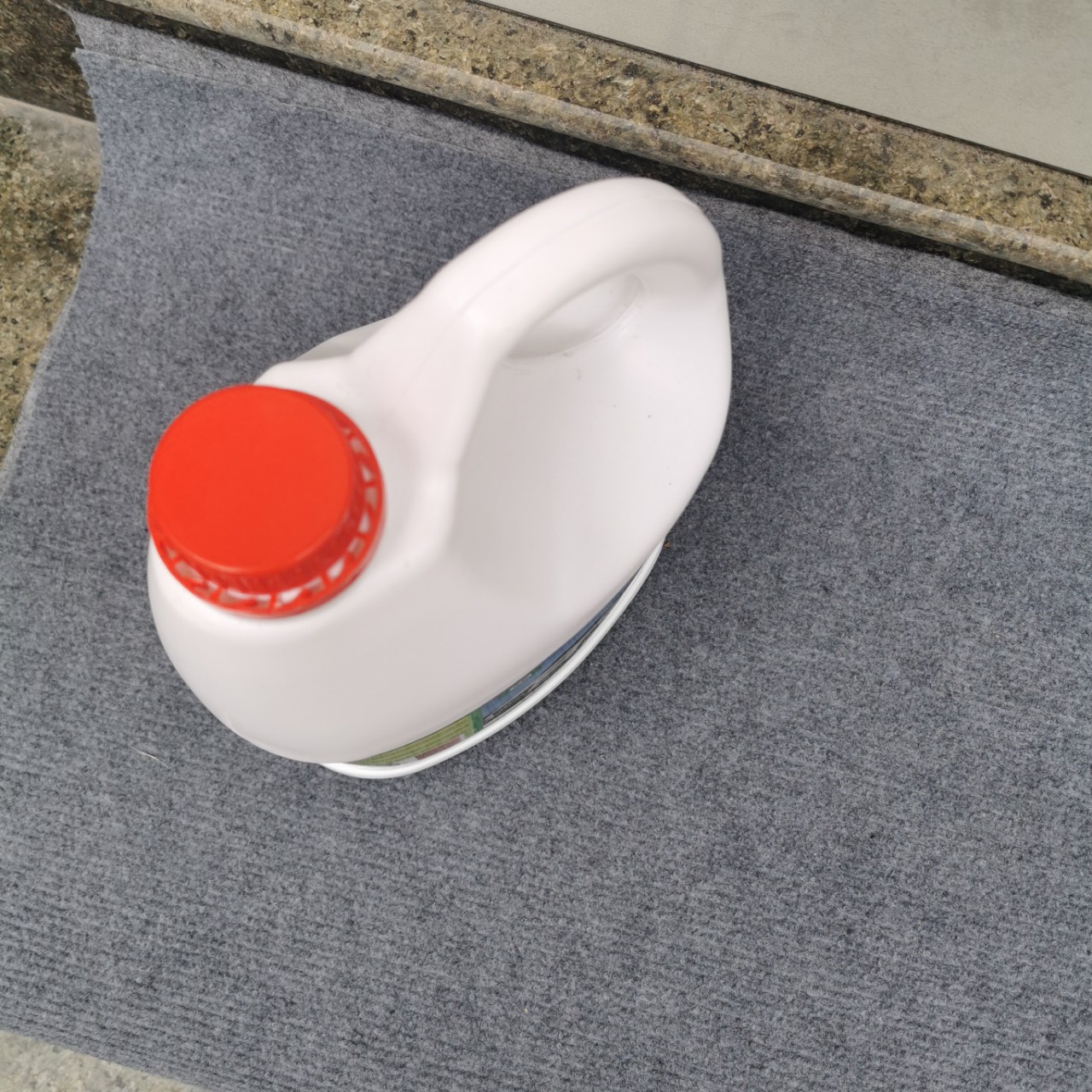 Dung Dịch Xi Đánh Nội Thất Can 4,5 Lít 3M