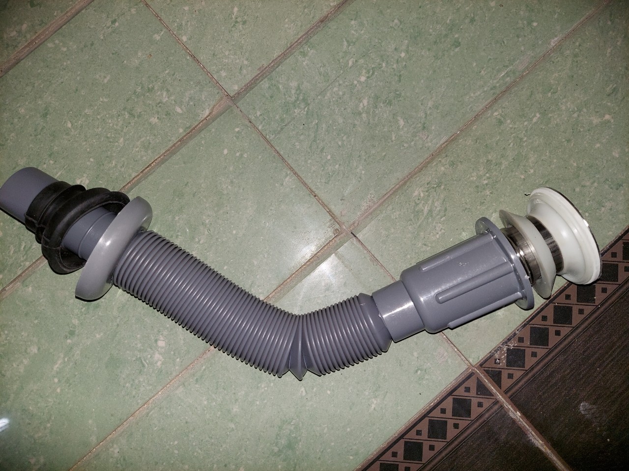 Bộ xả lavabo ruột gà xả nhấn