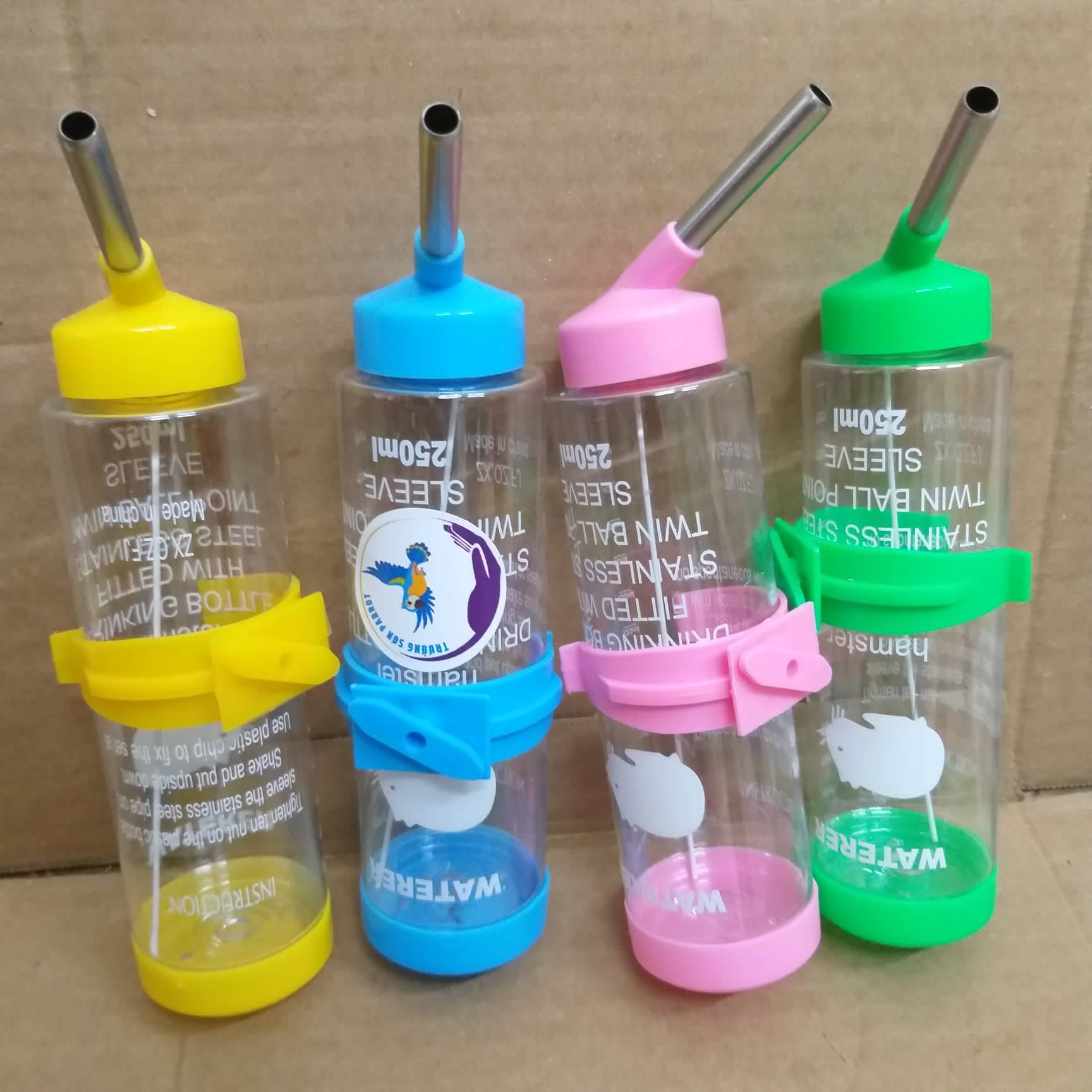 Bình bi đựng nước cho Hamster, vẹt, thỏ...(125ml, 250ml, 500ml)
