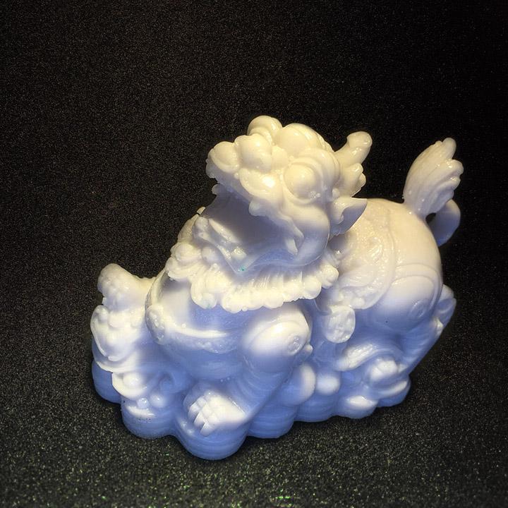 Tượng tỳ hưu màu trắng