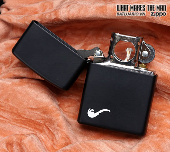 Bật lửa Zippo 218PL – Zippo Black Matte Pipe