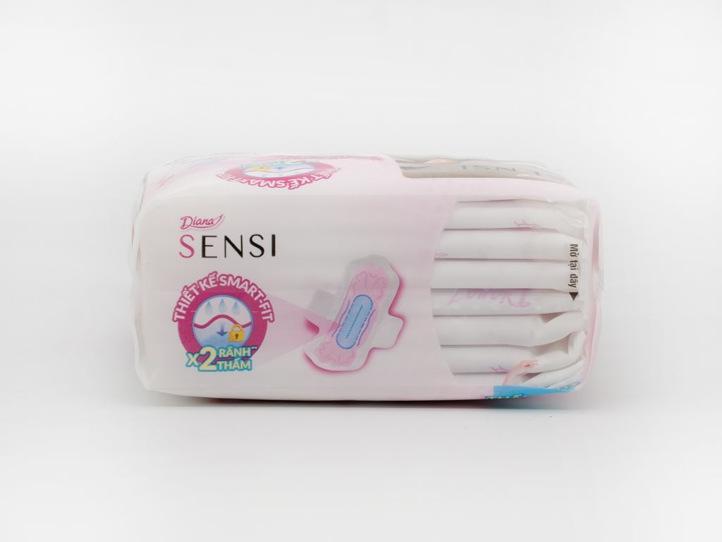 Băng vệ sinh Diana Sensi siêu mỏng cánh 8 miếng