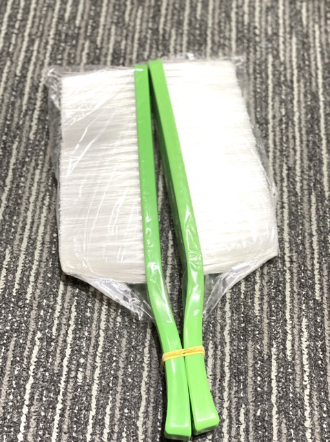 Chổi Quét Bàn Bida - 2 Loại