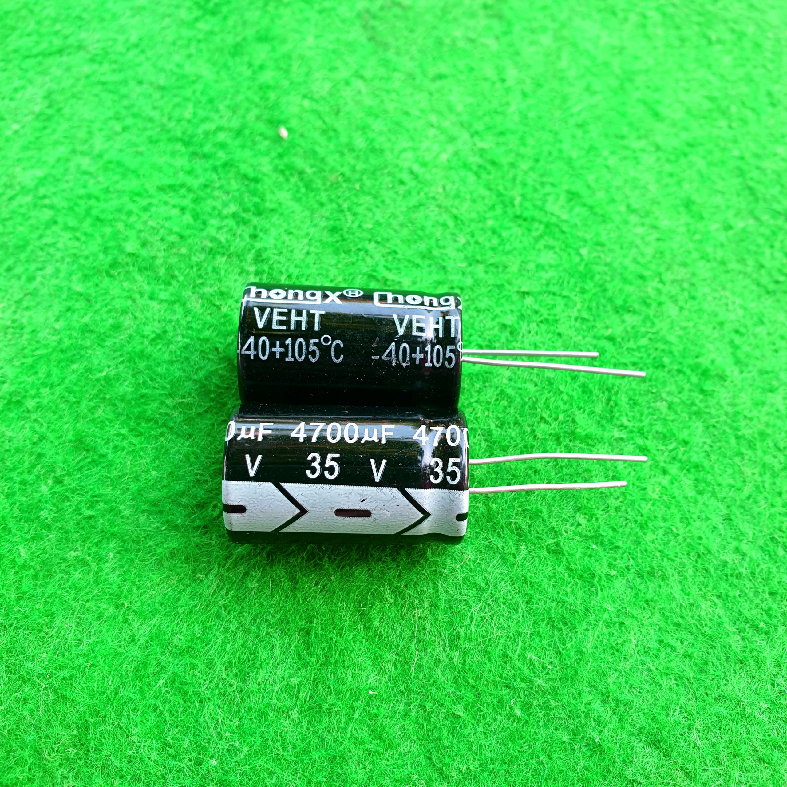 Túi 2 tụ 4700uF 35V
