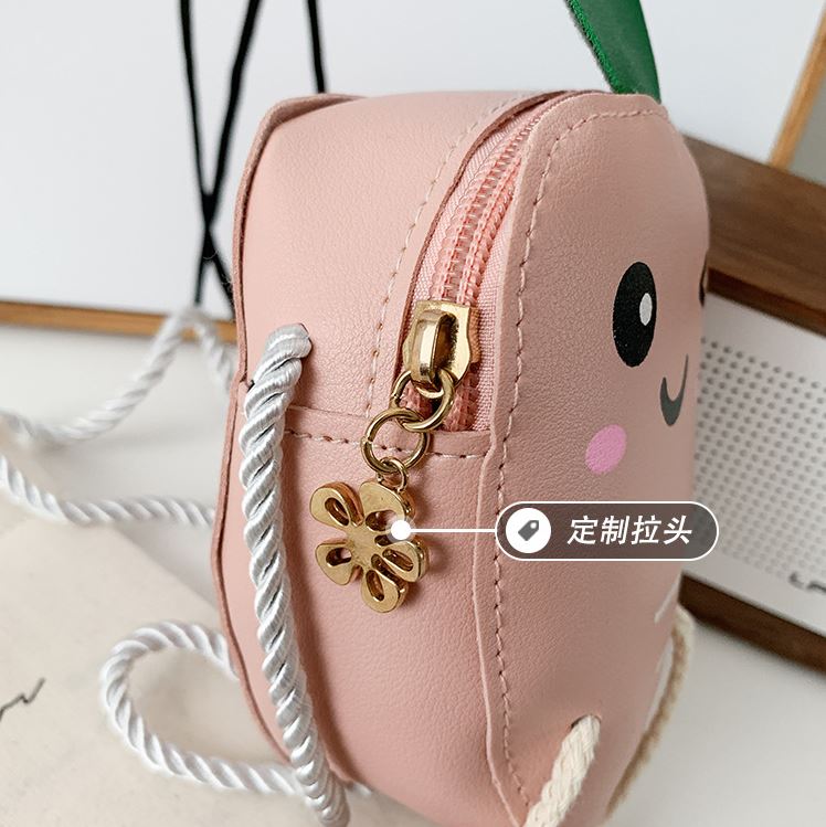 Túi đeo chéo hình trái tim cao cấp cho bé