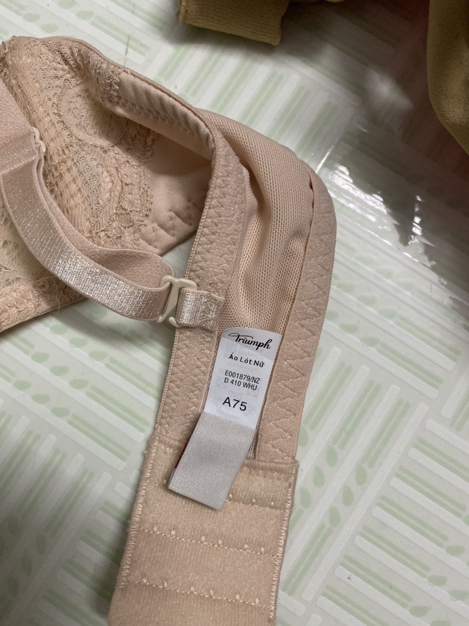 [HCM]Áo lót nữ Triumph Diva 410 WHU