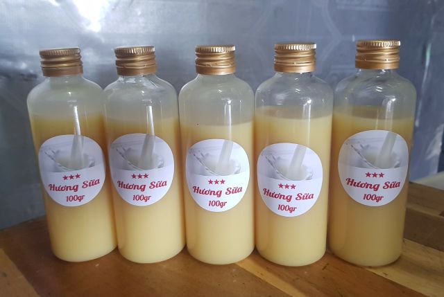 HƯƠNG LÁ DỨA CHAI 60ML