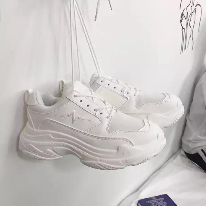 Giày sneaker nữ đế sóng QD Shop (Trắng)