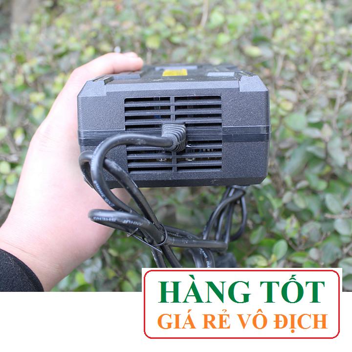 [HCM]Sạc bình xe điện 48V-20AH phích cái 3 chấu