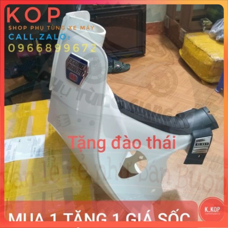 Yếm xe dream tặng đào thái cánh yếm sẵn dải yếm cao su đen hàng loại 1