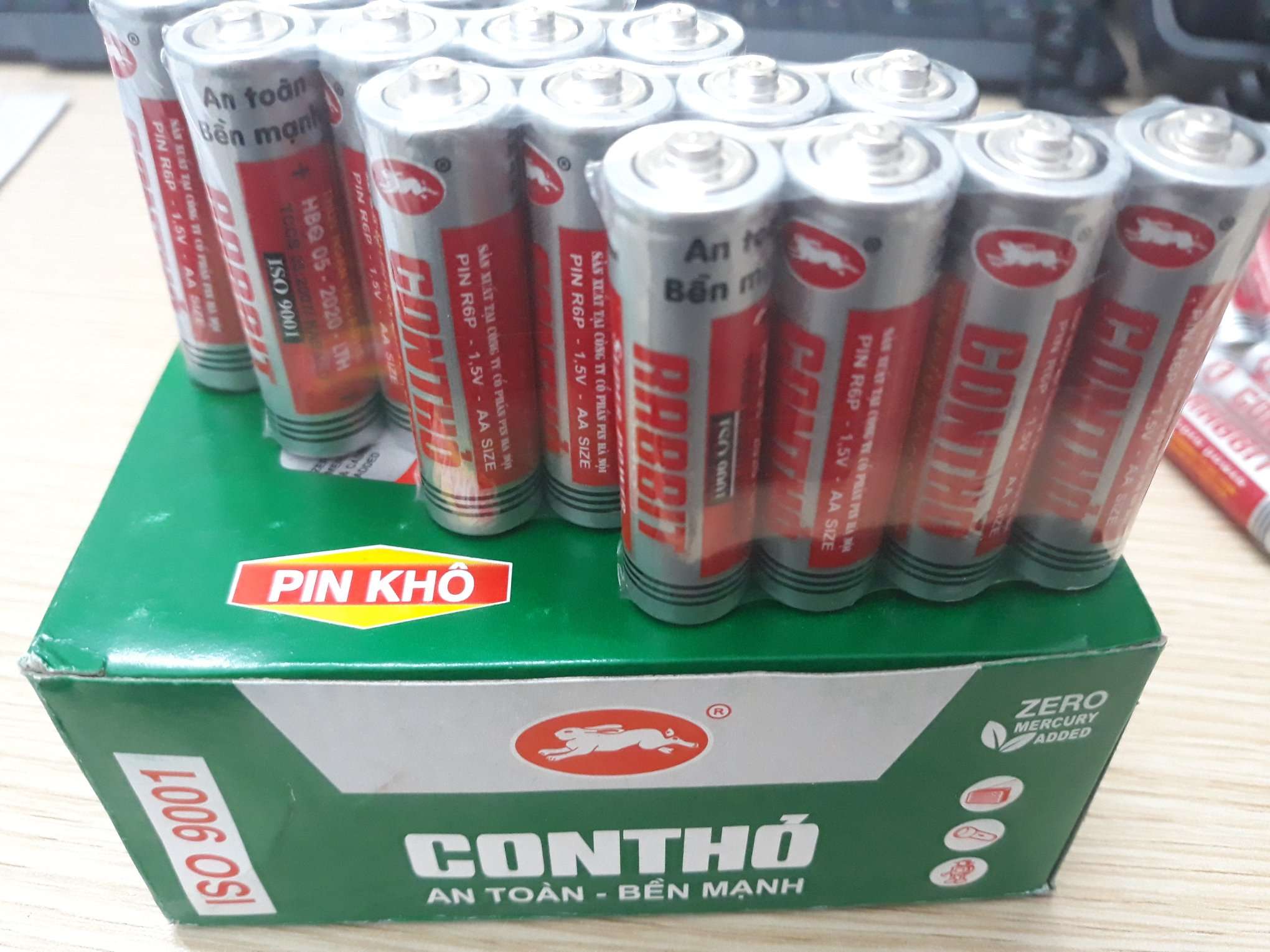 Pin con thỏ 1 vỉ 4 viên 1,5V (rabbit AA/AAA)