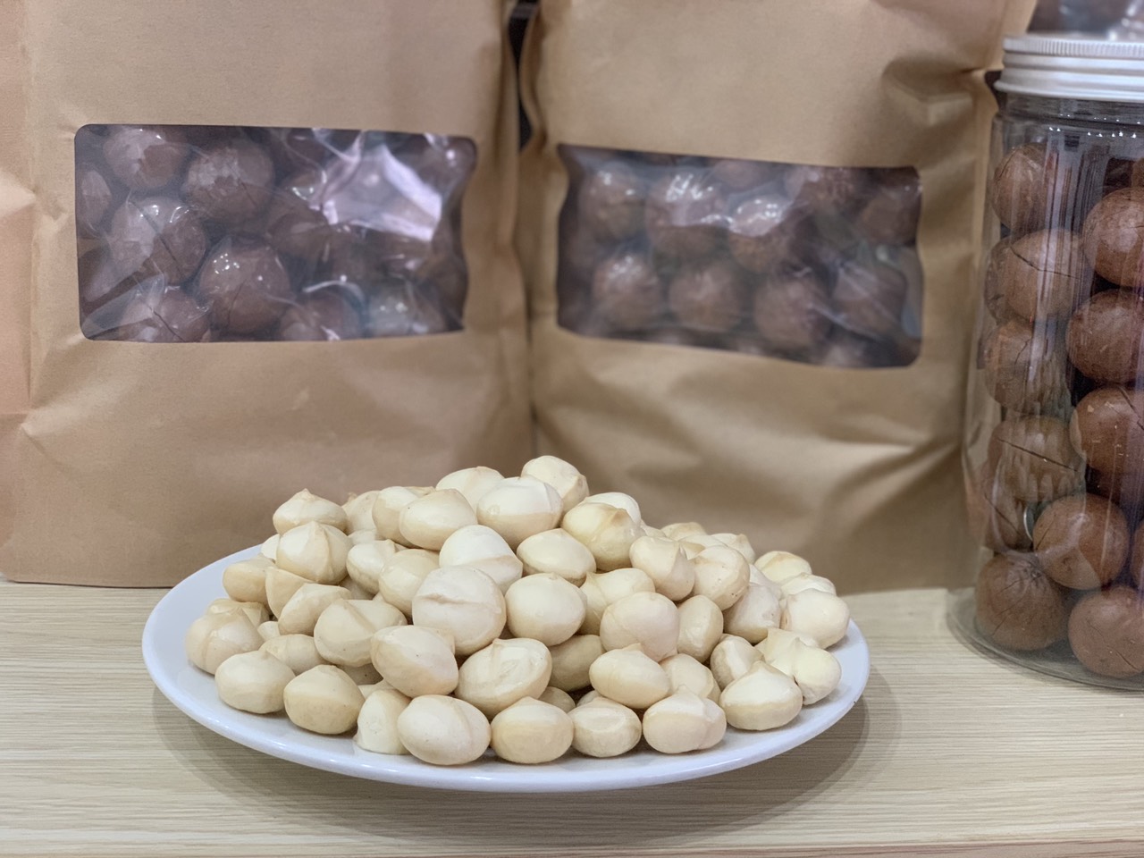 Nhân Macca lớn - 500grm