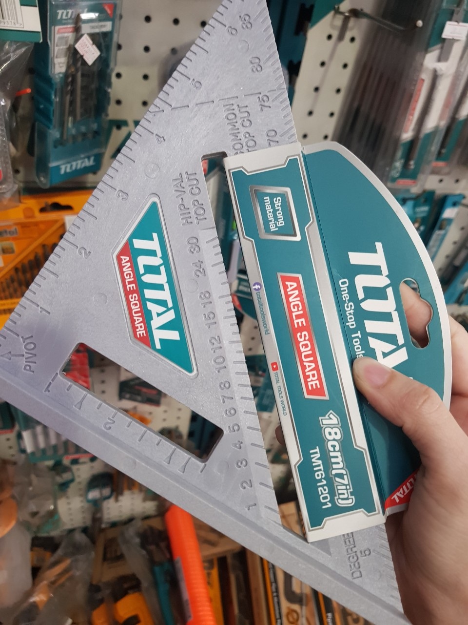 Thước ê ke Total TMT61201 - TMT61201