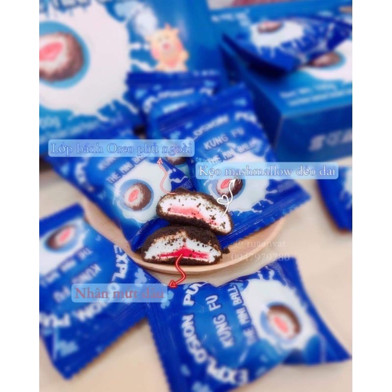 Bánh Oreo Socola Nhân Dâu Kung Fu 100g