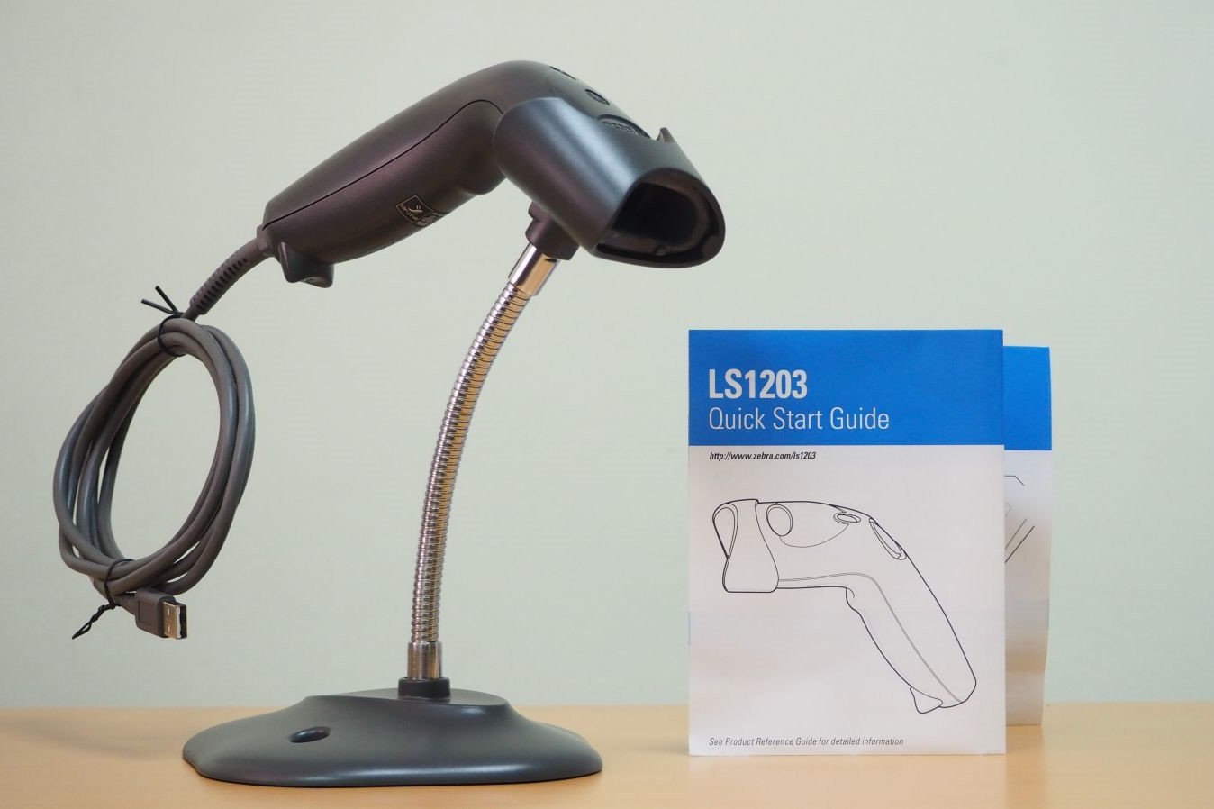 Máy đọc mã vạch Symbol LS1203 hàng chính hãng( Có VAT)