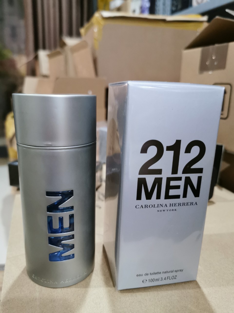 Nước hoa nam 212 men của hãng carolina herrera