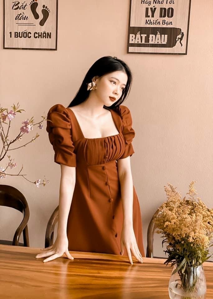 Đầm xếp li ngực nút bọc 6 màu