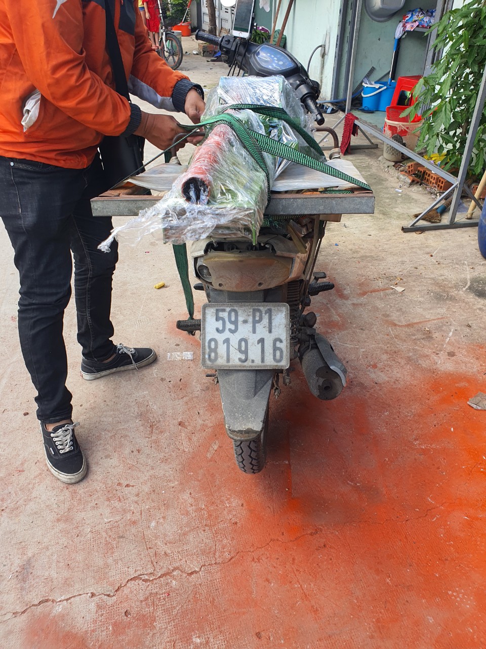 Bàn Bẻ Sắt Phi 12-18 (Xanh)