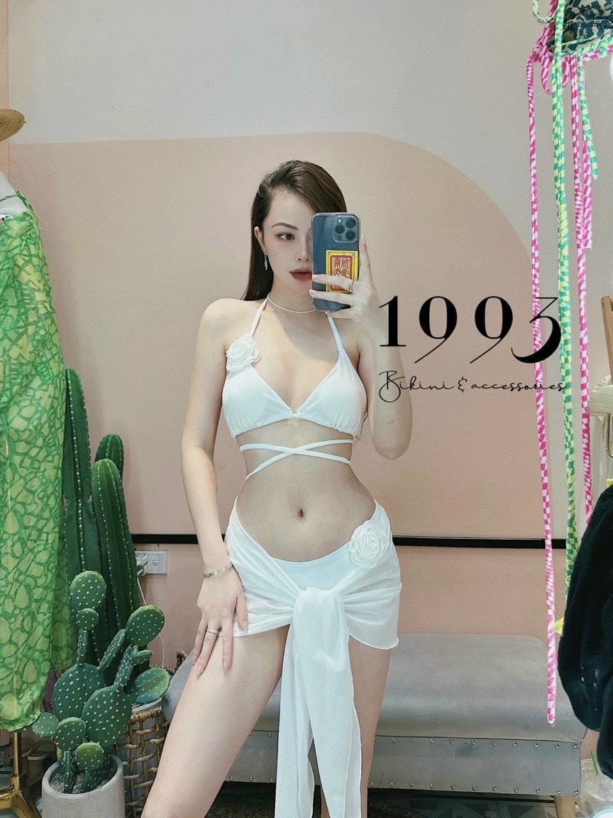 Bikini trắng đính hoa nhiều kiểu có kèm khăn đồ bơi đi biển hoa trắng mẫu mới nhất - os148