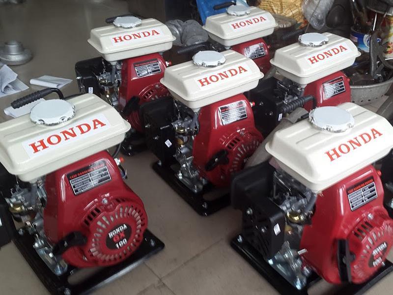 máy bơm nước honda f152 chạy bằng xăng ( Thai Lan )