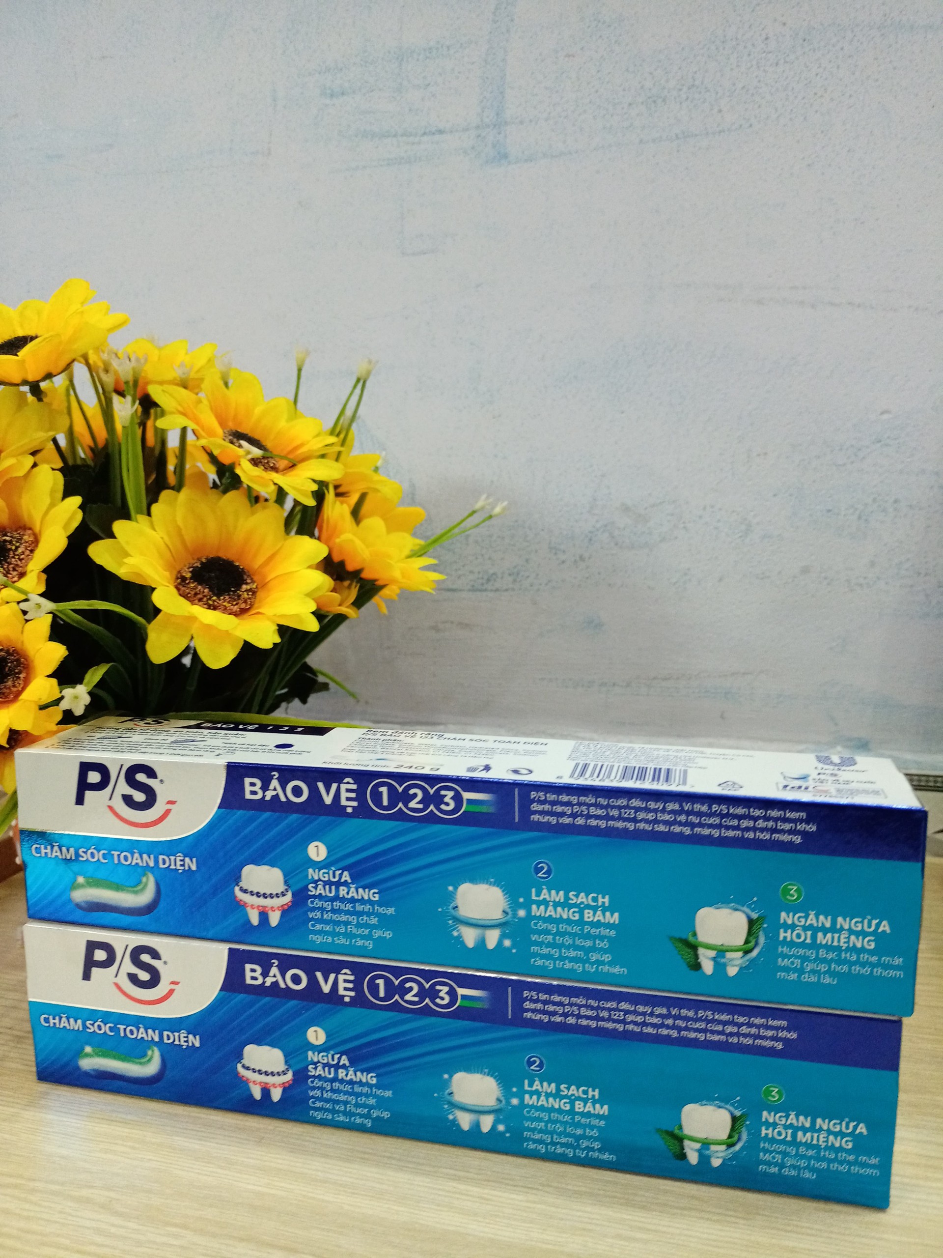 Kem đánh răng P/S Bảo vệ 123 240g