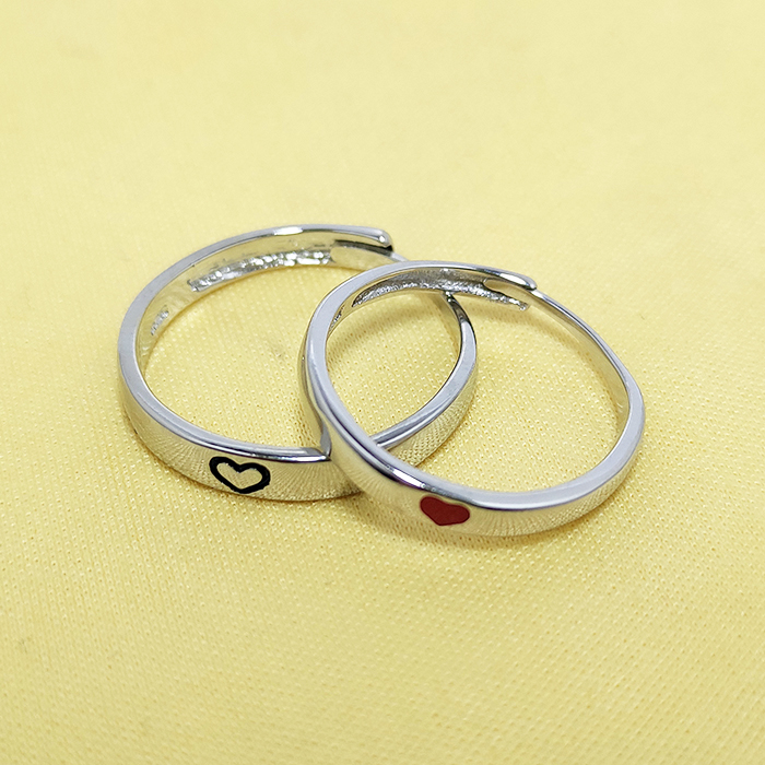 Nhẫn cặp đôi (nhẫn tình yêu) bạc 925 khắc trái tim màu đỏ và màu đen