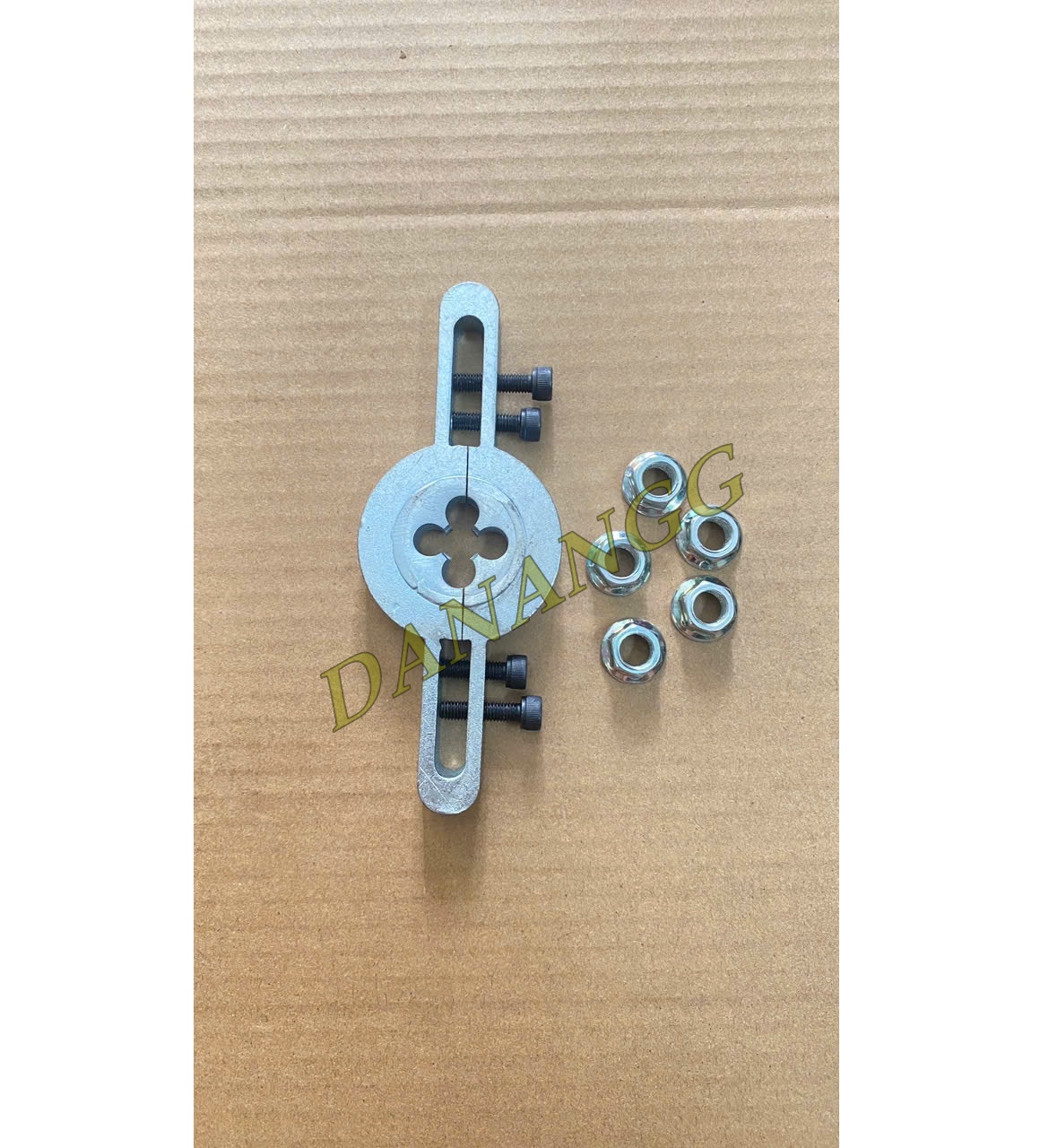 Dual-Axis Tapping Table with 14 mm Opening and Steering Wheel Head Processing
