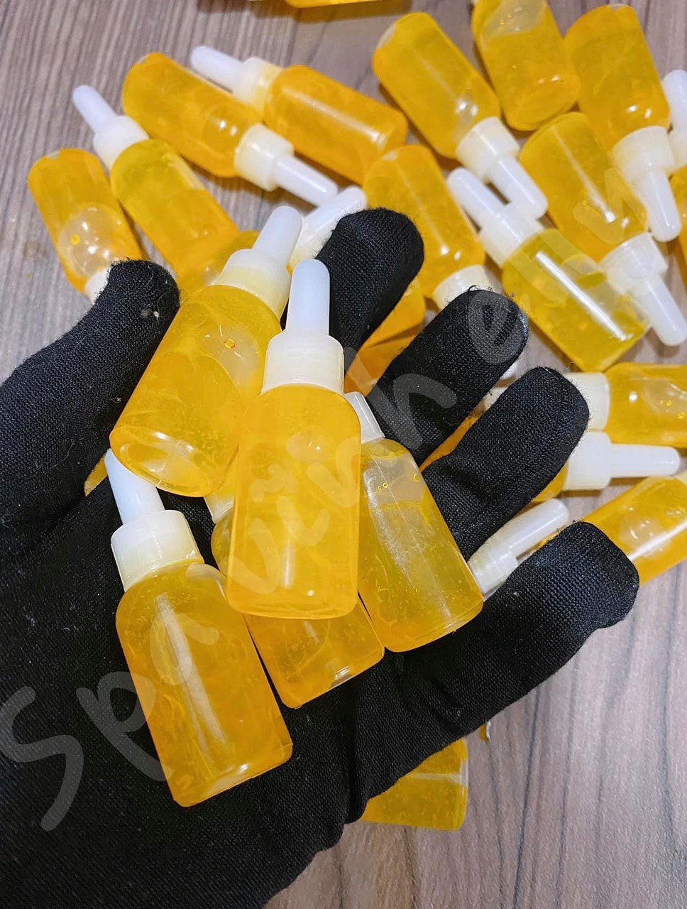 Serum kích trắng trộn kem, giúp da trắng nhanh