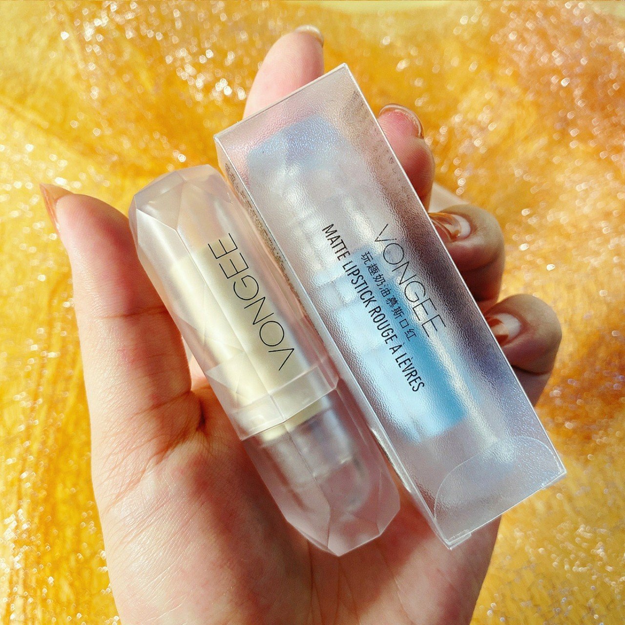 THỎI SON VONGEE MATTE TRONG SUỐT