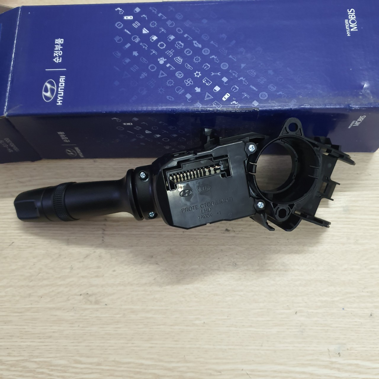 Công tắc pha cos Kia Cerato 2012-2016