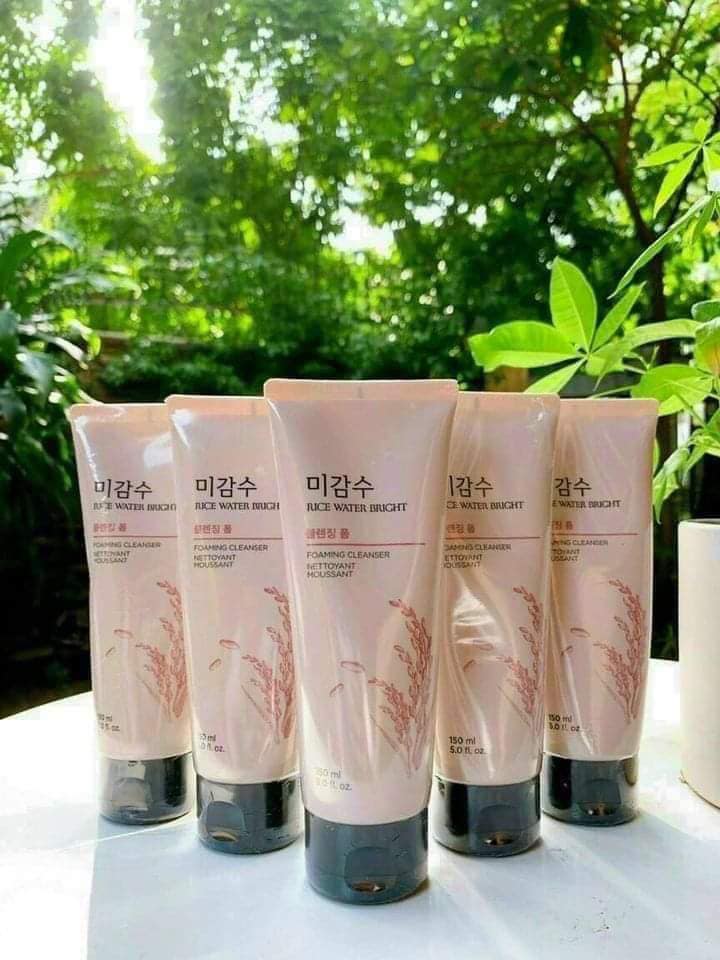 Sữa rửa mặt gạo hồng The face shop