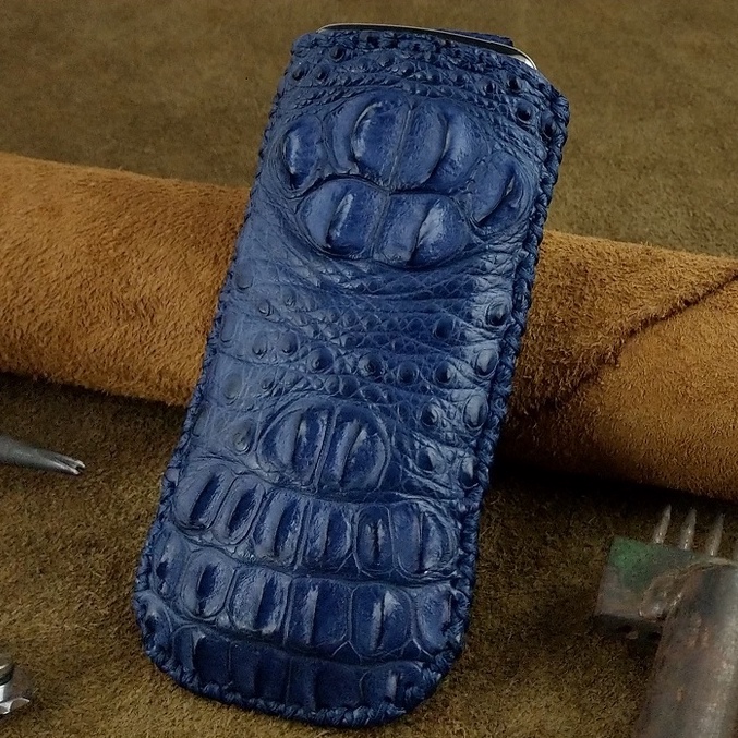Bao da có dây rút Nokia 8800 handmade da cá sấu thật có gù