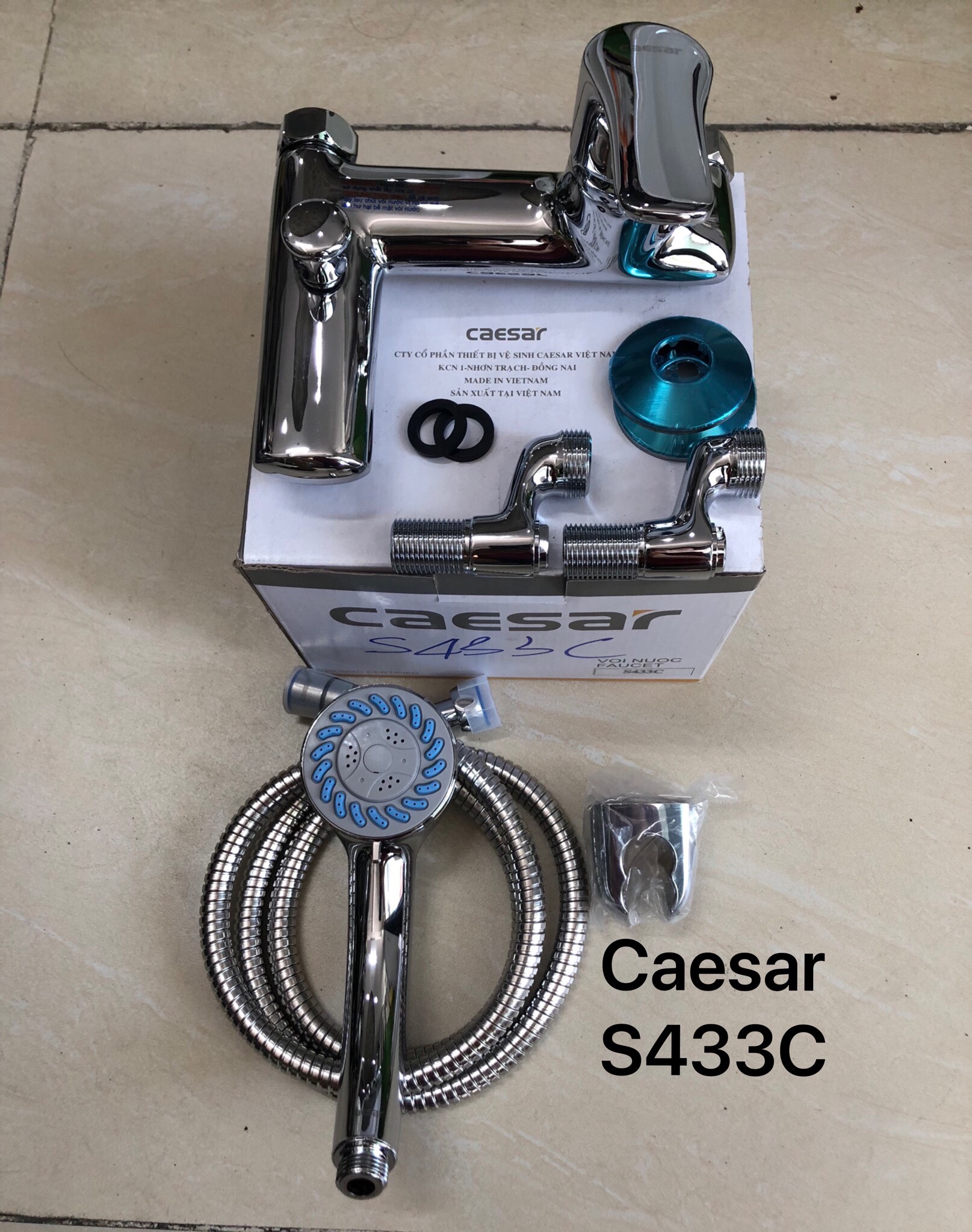 SEN TẮM NÓNG LẠNH CAESAR S433C