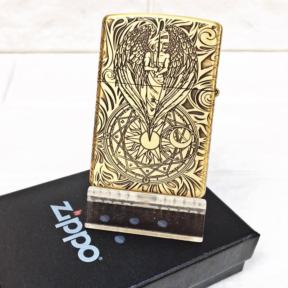 [HCM]BẬT LỬA ZIPPO MỸ - ĐỒNG KHẮC 5 MẶT HÌNH THIÊN THẦN - (CÓ TEM ĐỎ) - (XÀI XĂNG)