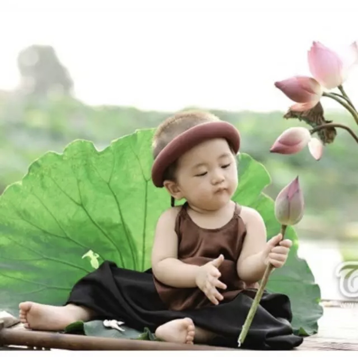 [HCM]Yếm nâu cho bé kèm mấn