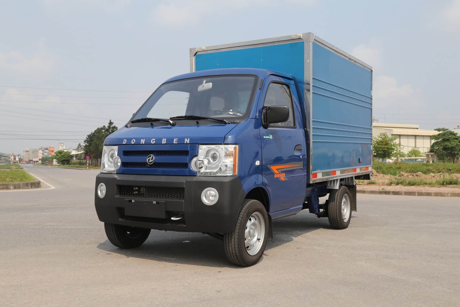 Đèn hậu Dongben tải 870kg