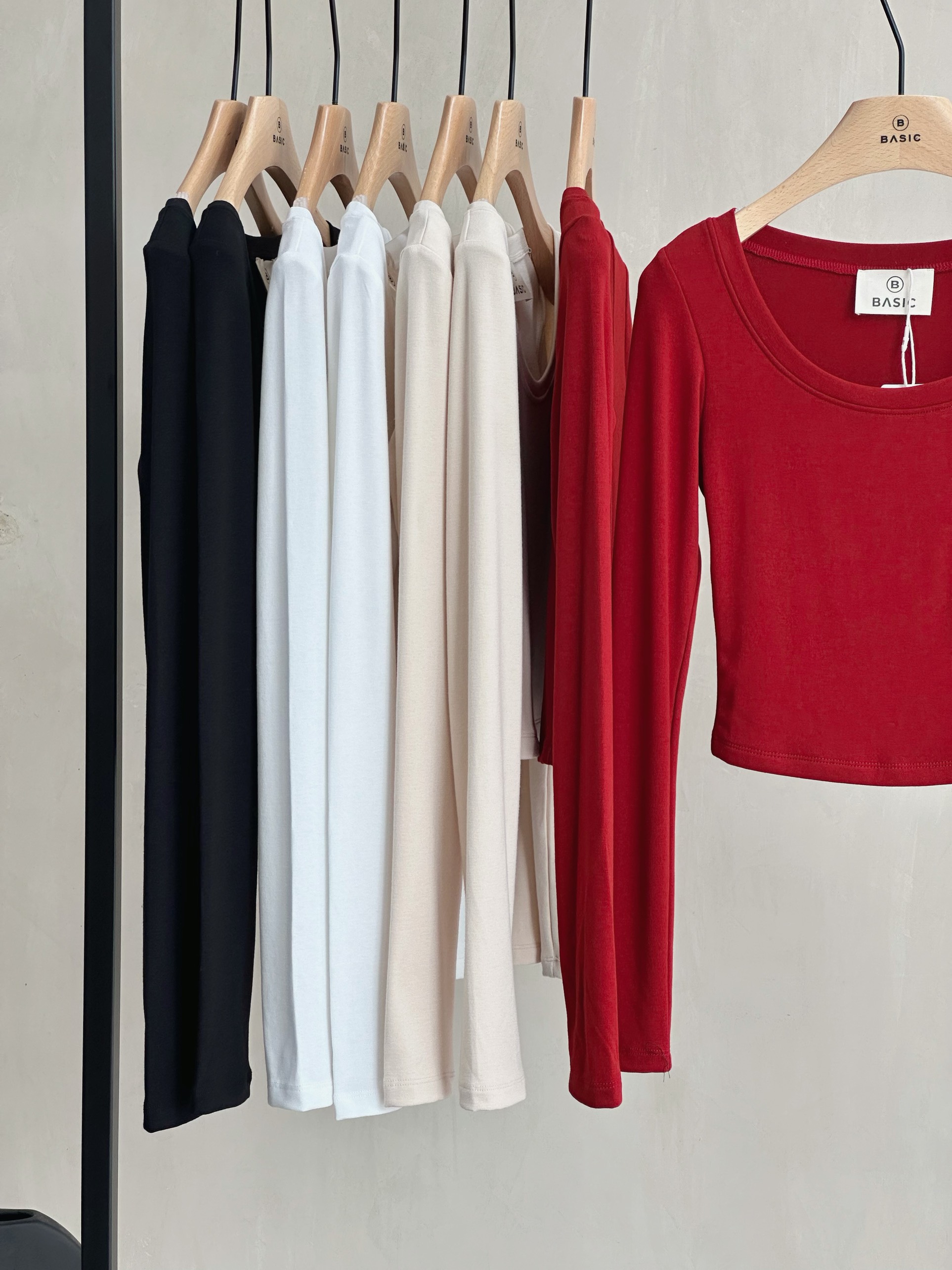 Áo thun tay dài BASIC UMI TOP