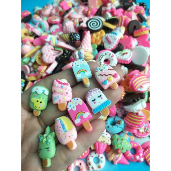 Set 100 charm/center hình kem, bánh siêu dễ thương