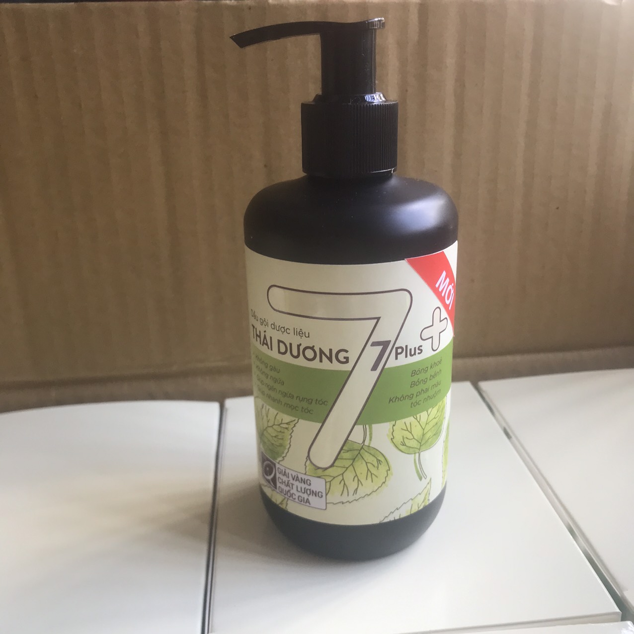 [HCM]Dầu gội dược liệu Thái Dương 7Plus (chai 250ml)