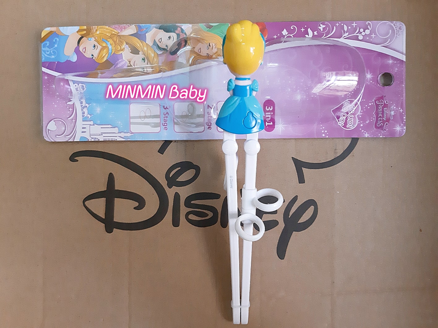 Đũa tập ăn cho bé Elsa Anna Disney Marvel 3D