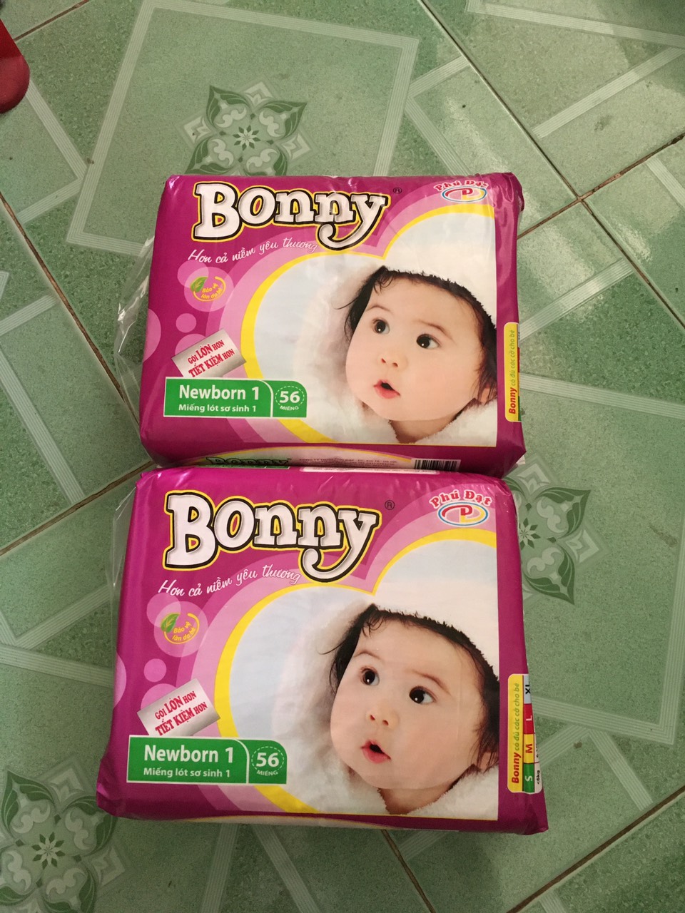 2 bịt Miếng lót Bonny newborn1 - 56 miếng dùng cho bé dưóí 1 tháng tuổi
