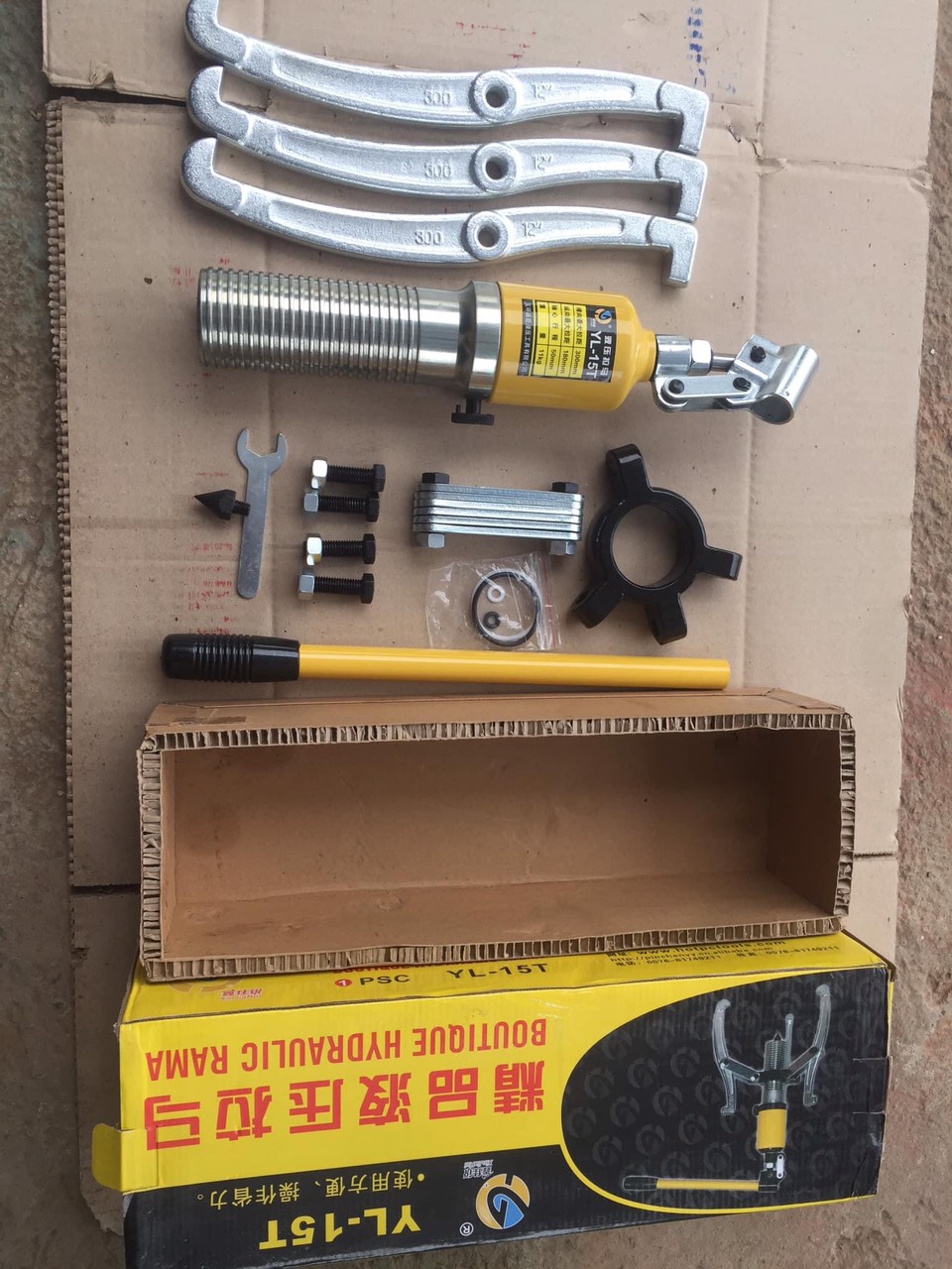 Cảo thủy lực 3 chấu ZYL- 15 tấn
